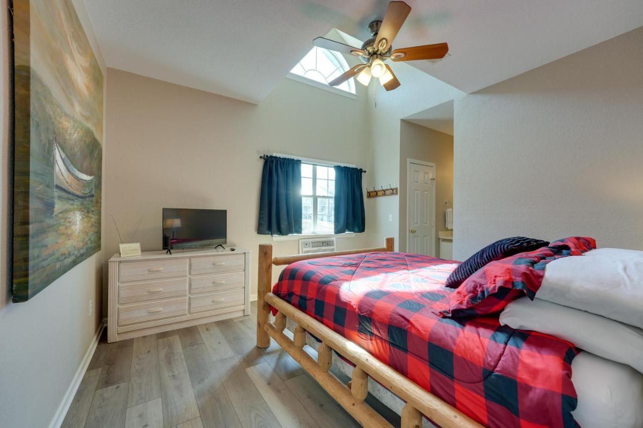 Appartement On Golf Course, 4 Mi To Downtown *